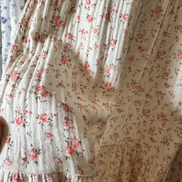 Nothing Fits But sakura dresses - Picture 2 of 7